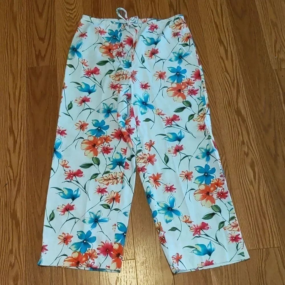 Kim Rogers floral linen cropped pants Sz S. NWOT